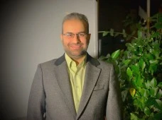 الدكتور علیمحمد فخریاسری