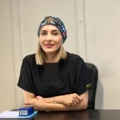 الدكتور زهرا حسینی