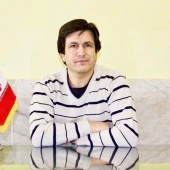 دکتر علی اصغر سرا یی