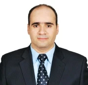 الدكتور ابراهيم خليفة