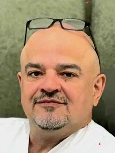 دکتر رضا آقاجانی ٣٠ سال تجربه درمان اسکارهای عمیق صورت