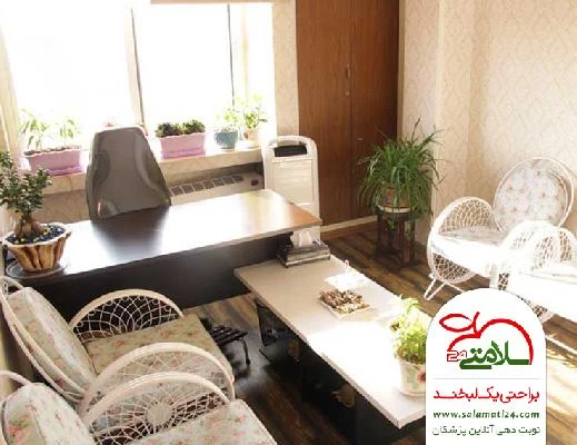 زینب زارعی تصاویر مطب و محل کار6
