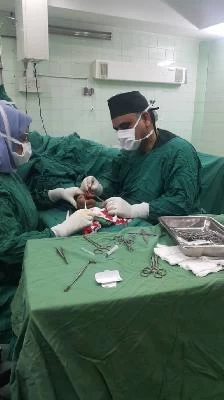 الدكتور شهاب یوسفی فر صور العيادة و موقع العمل2