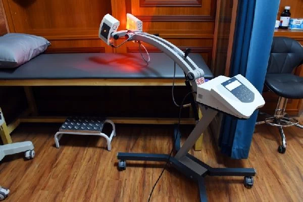 رقیه زلفی تصاویر مطب و محل کار5