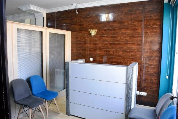 رقیه زلفی تصاویر مطب و محل کار6