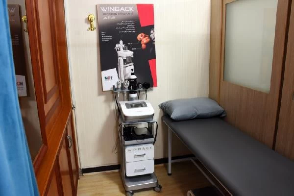 رقیه زلفی تصاویر مطب و محل کار11