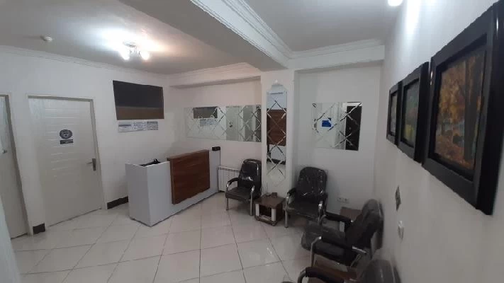 الدكتور امین رضانژاد صور العيادة و موقع العمل1