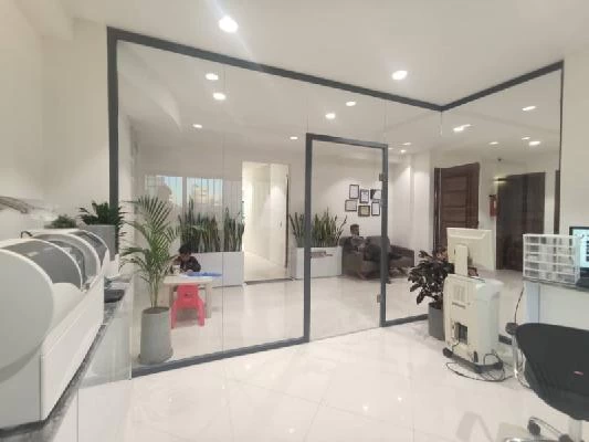 دکتر حسین عباچی زاده تصاویر مطب و محل کار1