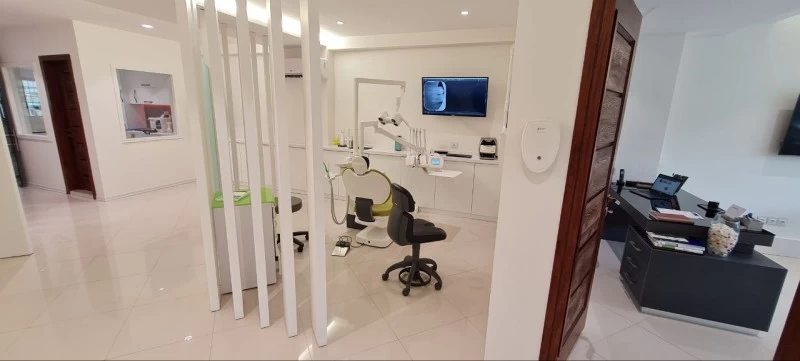 دکتر حسین عباچی زاده تصاویر مطب و محل کار4