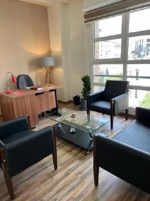 دکتر علیرضا گل محمد تصاویر مطب و محل کار3