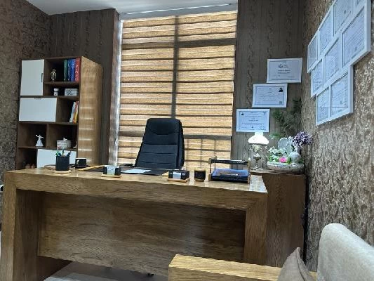 مریم کریمی تصاویر مطب و محل کار2